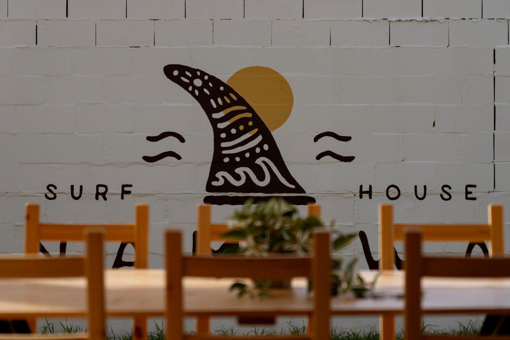奇克拉纳－德拉弗龙特拉 Namawa Surfhouse旅舍 外观 照片